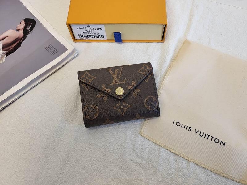 LV Wallets 161